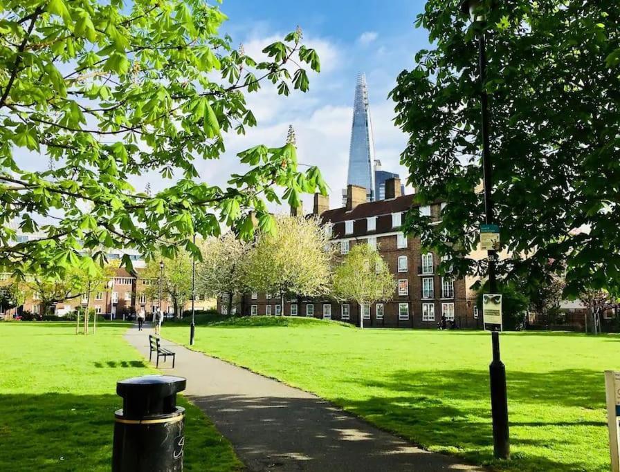 Tranquil 1Br In South Bank With Onsite Parking Apartment London Exterior photo